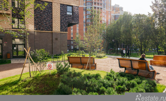 Продажа 3-комн квартиры на вторичном рынке Лиственная улица,  д. 20 к2 с1