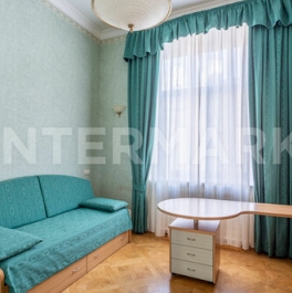 Продажа 4-комн квартиры на вторичном рынке Скатертный переулок,  д. 5А