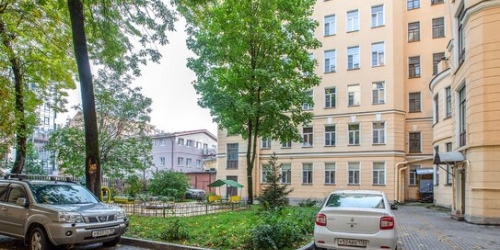 6-комн квартира ул Красного Курсанта,  д. 23