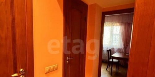 3-комн квартира Осенний б-р,  д. 15