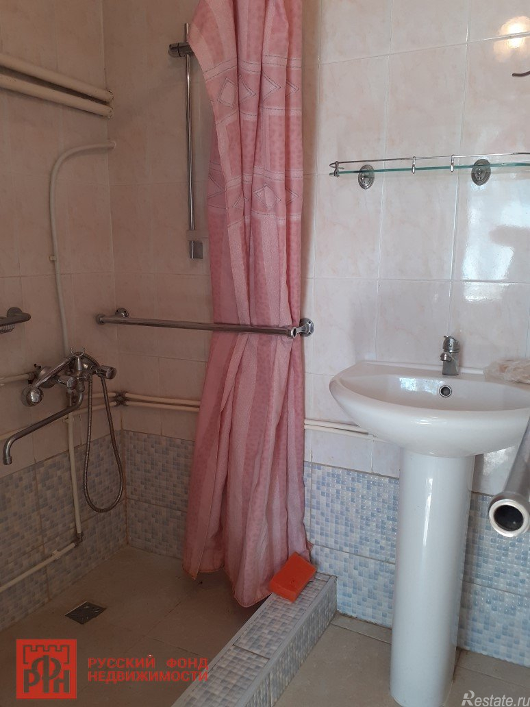 Продажа 3-комн квартиры на вторичном рынке Ильичево пос., Парковая ул. ,  д. 15