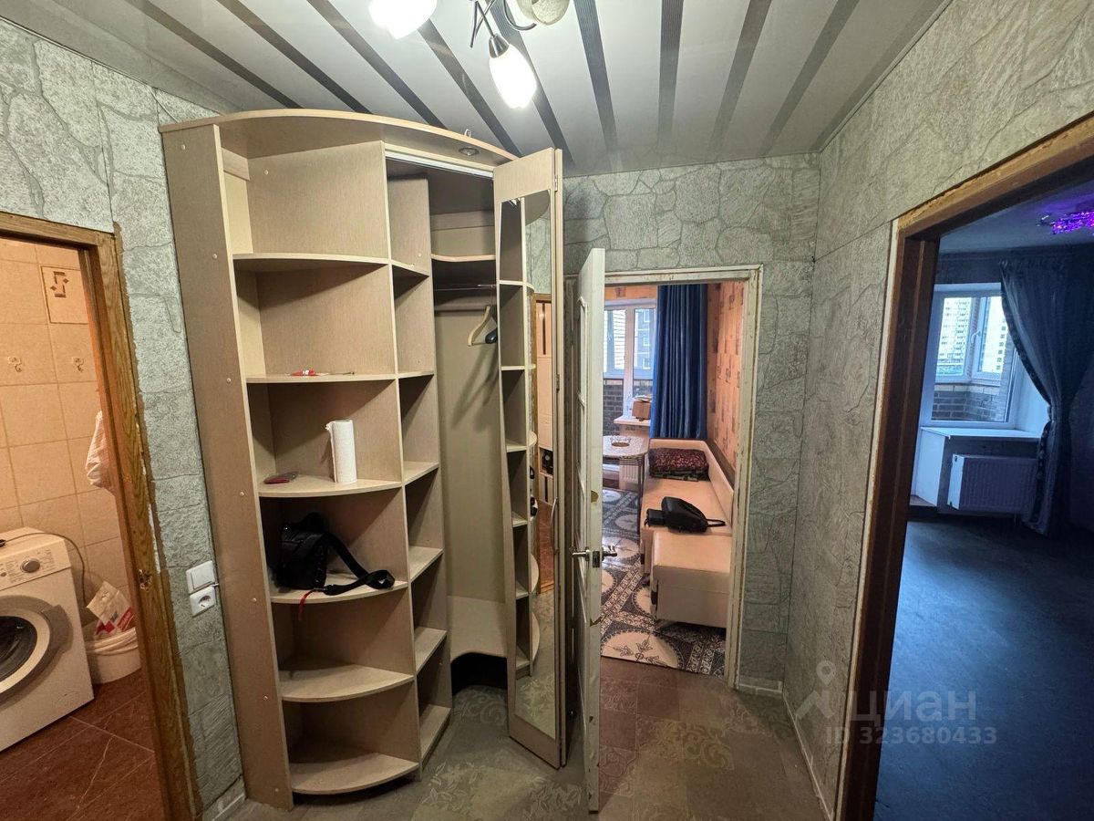 Продажа 1-комн квартиры на вторичном рынке проспект Кузнецова, 14к1