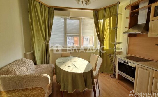 Продажа 2-комн квартиры на вторичном рынке ул Ялтинская,  д. 14