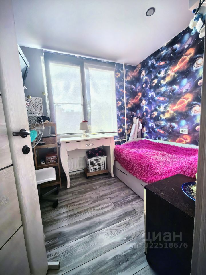 Продажа 3-комн квартиры на вторичном рынке улица Лени Голикова, 10