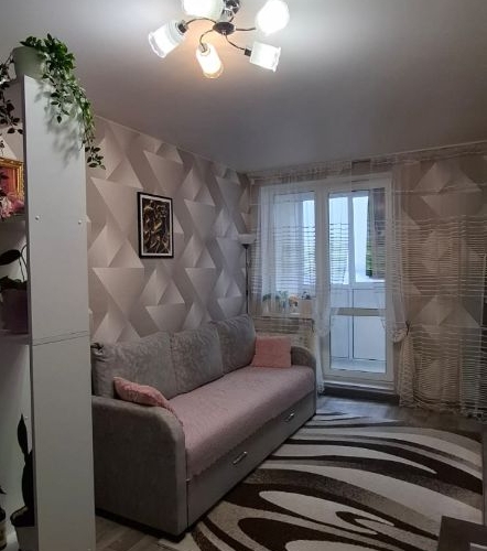 Студия пос. Янино-1, улица Заводская, 18к2