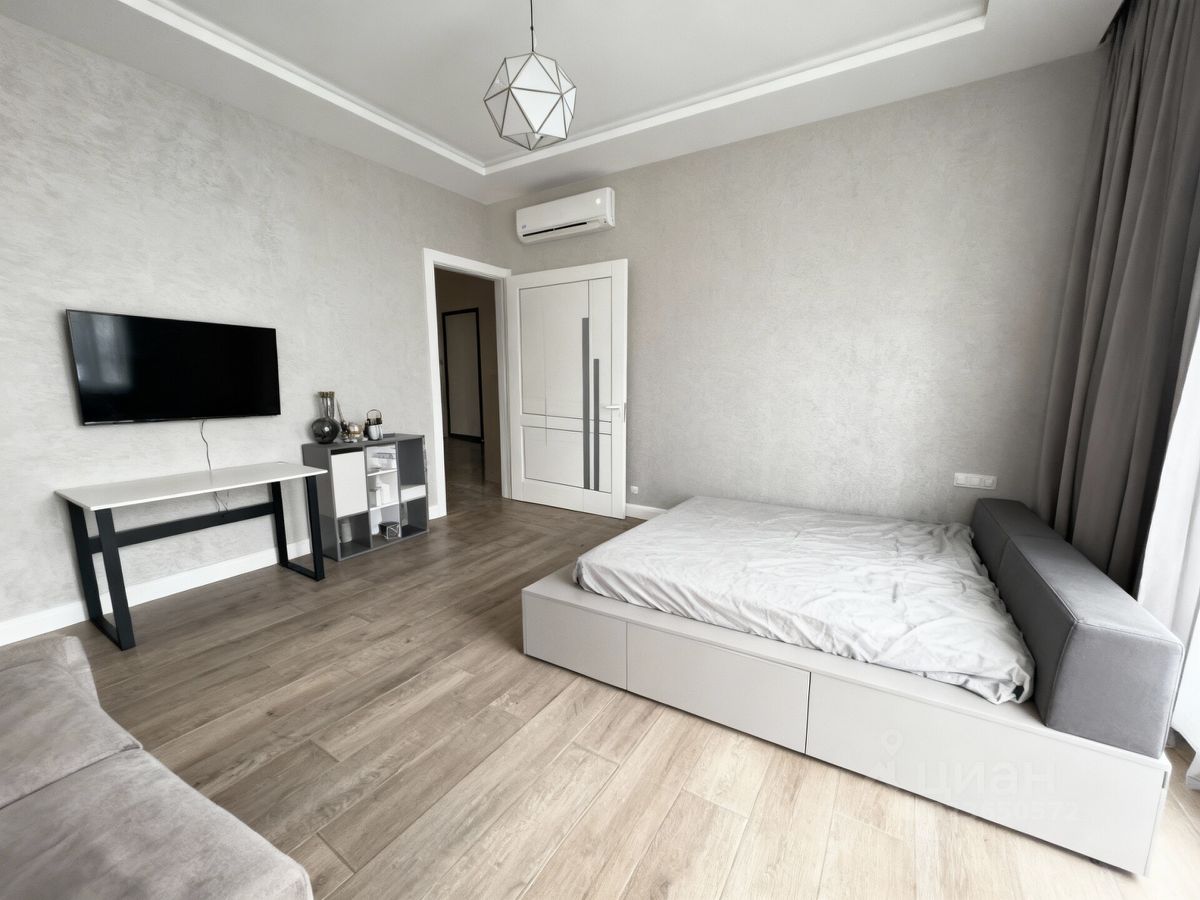 Аренда 3-комн квартиры на вторичном рынке Шмитовский проезд, 39к2