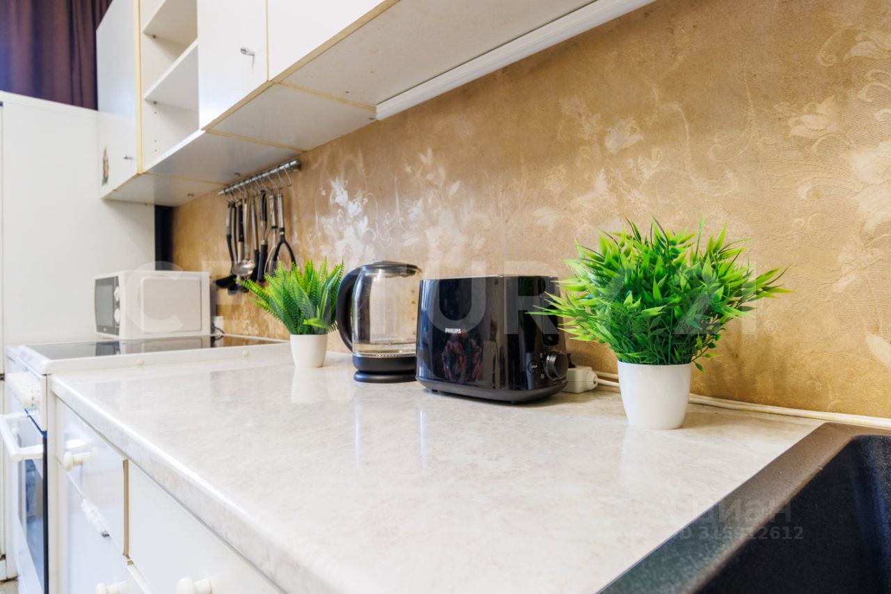 Продажа 3-комн квартиры на вторичном рынке Ленинский проспект, 57к1