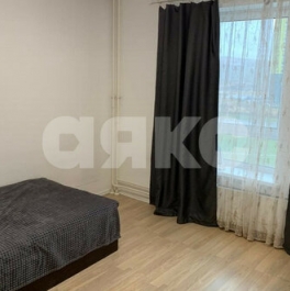 Продажа 2-комн квартиры на вторичном рынке Саларьевская ул,  д. 8 к2