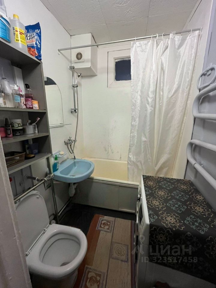 Продажа 2-комн квартиры на вторичном рынке Реутов, Советская улица, 6