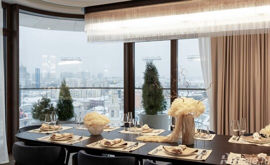 Продажа 3-комн квартиры на вторичном рынке Толмачевский Б. пер,  д. 5,  к. 4