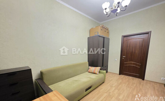 Продажа 4-комн квартиры на вторичном рынке улица Годовикова,  д. 5