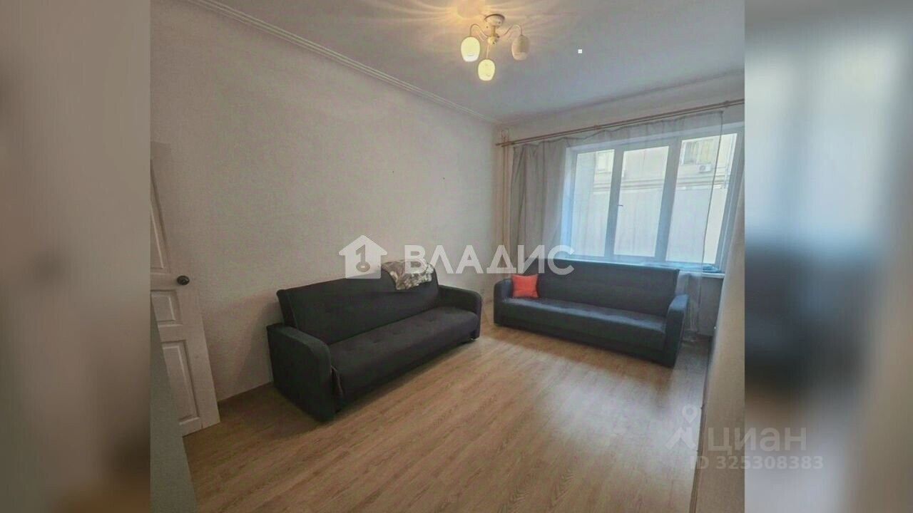 Продажа 3-комн квартиры на вторичном рынке Капельский переулок, 13