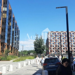 Продажа 2-комн квартиры на вторичном рынке Петровский пр-кт,  д. 11 к3