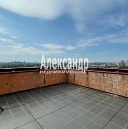 Продажа 5-комн квартиры на вторичном рынке Бухарестская ул,  д. 96