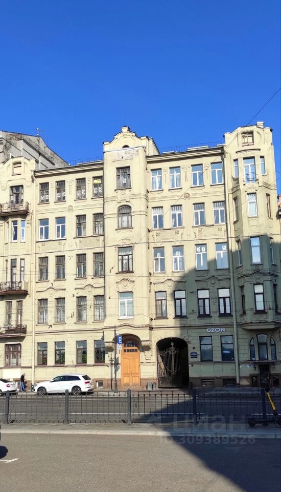 Продажа 5-комн квартиры на вторичном рынке проспект Добролюбова, 9