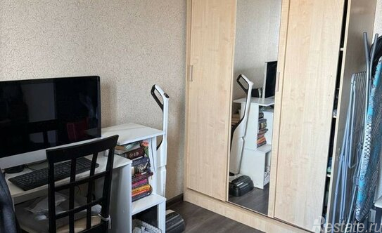 Продажа 2-комн квартиры на вторичном рынке ул Трехгорный Вал,  д. 24