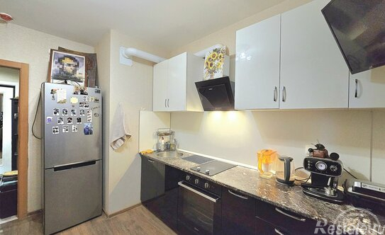 Продажа 1-комн квартиры на вторичном рынке Гладышевский проспект,  д. 38 к1