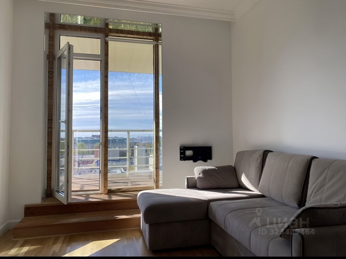 Аренда 1-комн квартиры на вторичном рынке проспект Малый Васильевского острова, 64к1