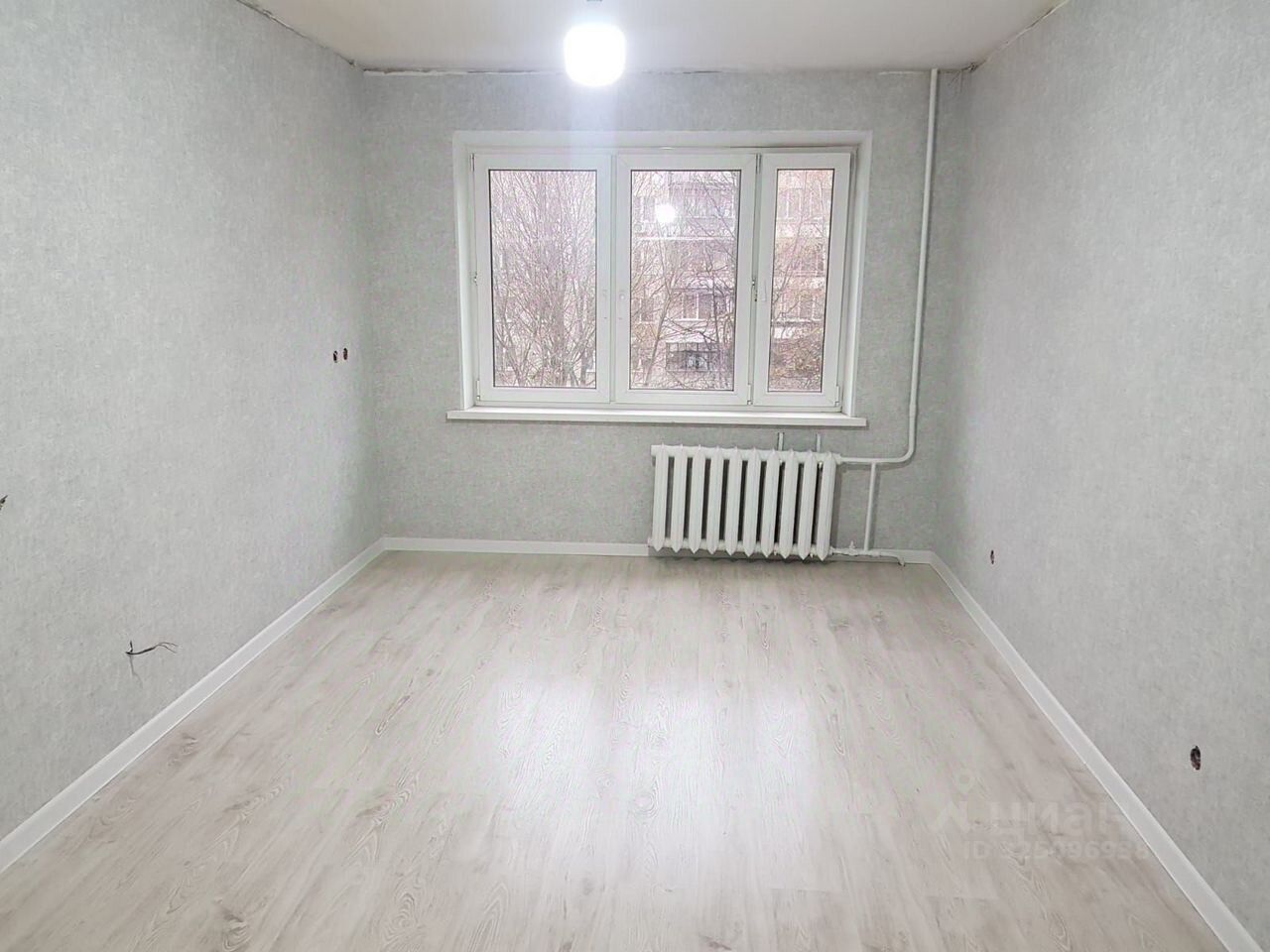 Продажа 1-комн квартиры на вторичном рынке Красногорск, улица Карбышева, 13