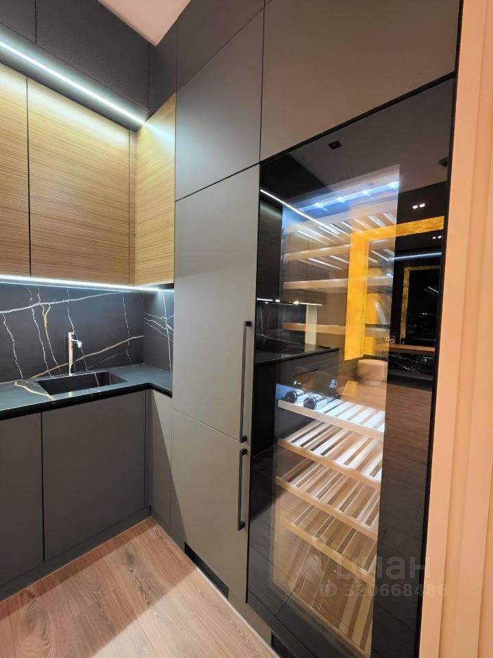 Продажа 2-комн квартиры на вторичном рынке 1-й Красногвардейский проезд, 22с2