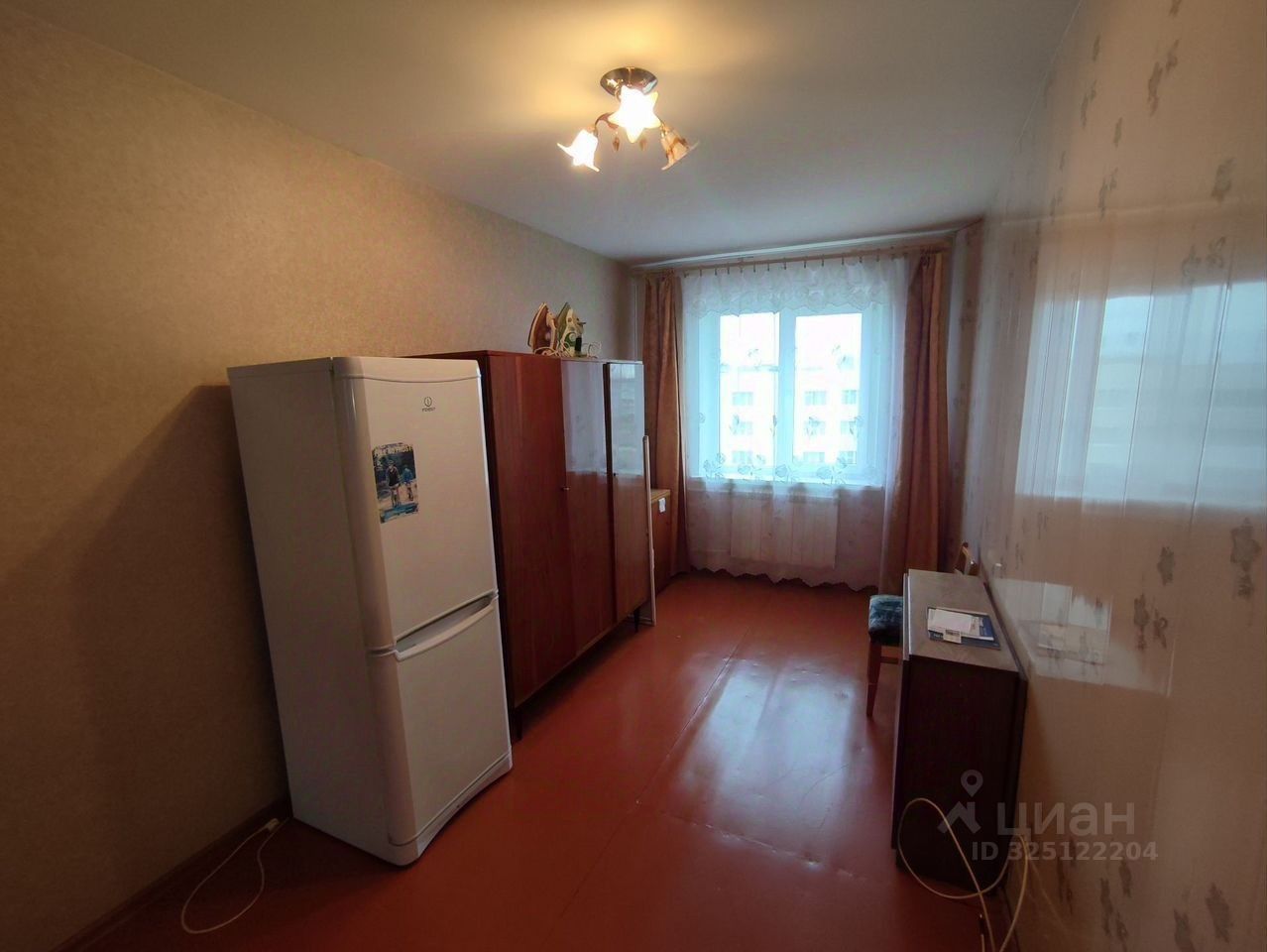 Продажа 2-комн квартиры на вторичном рынке Приморск, Комсомольская улица, 3