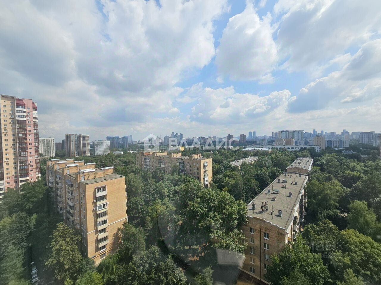 Продажа 1-комн квартиры на вторичном рынке улица Ватутина, 11