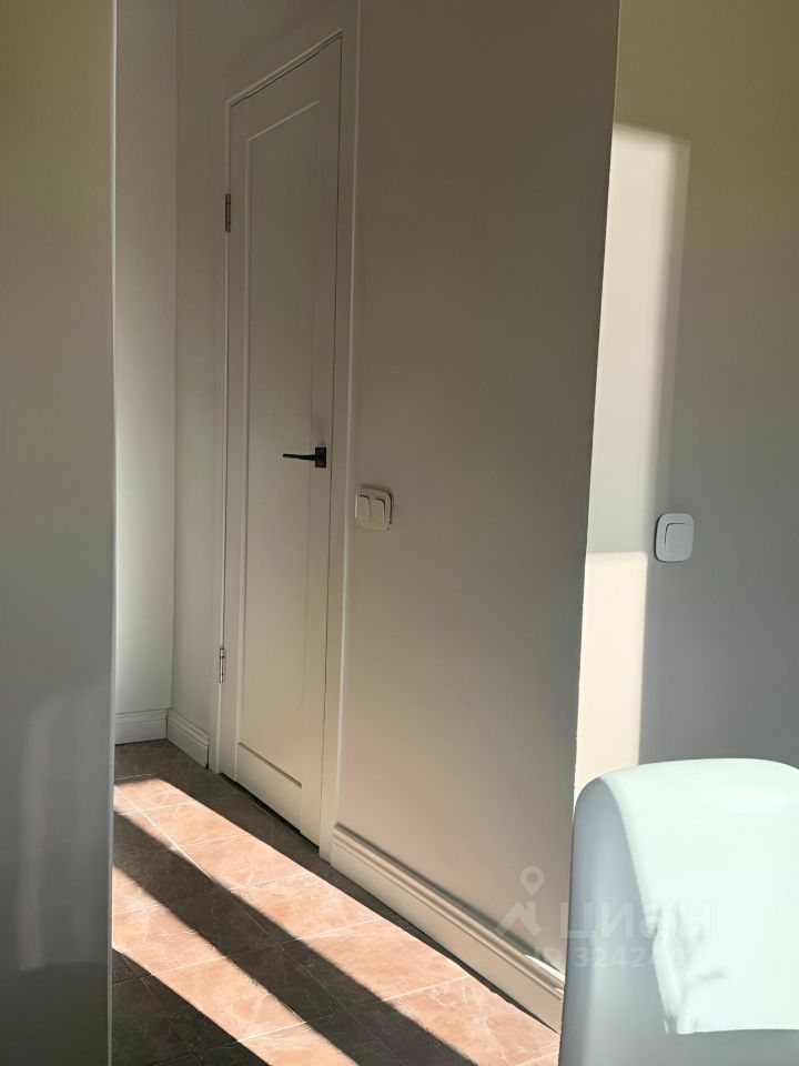 Аренда 2-комн квартиры на вторичном рынке Люсиновская улица, 48-50к10