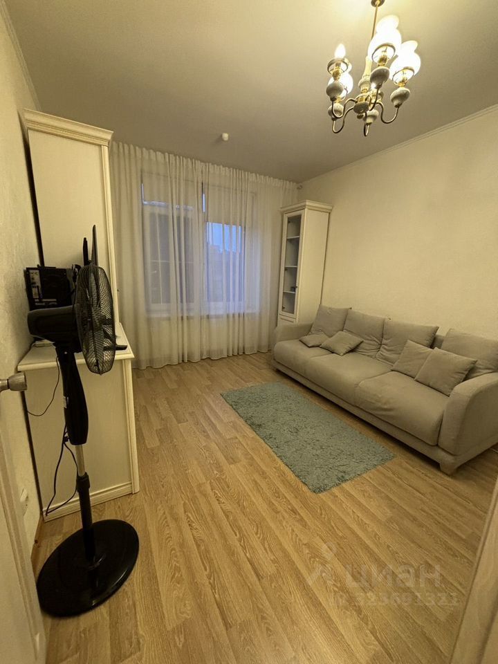 Продажа 1-комн квартиры на вторичном рынке улица Адмирала Трибуца, 7