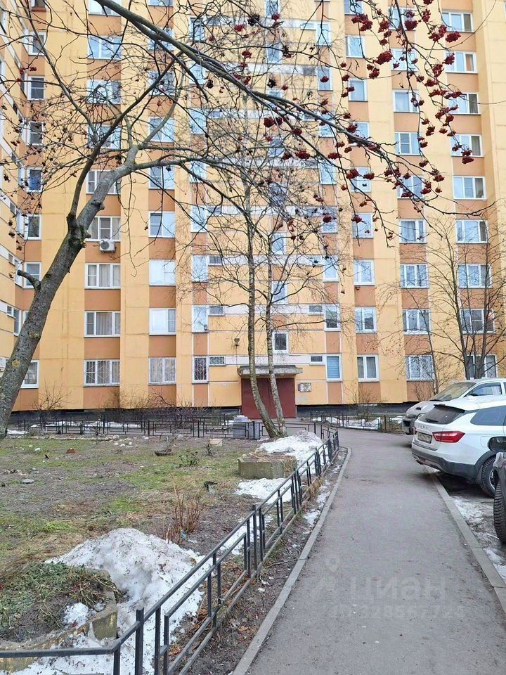 Продажа 2-комн квартиры на вторичном рынке Караваевская улица, 10К1