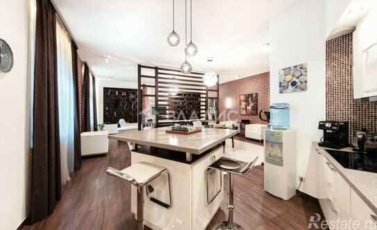 Продажа 3-комн квартиры на вторичном рынке улица Ивана Бабушкина,  д. 10