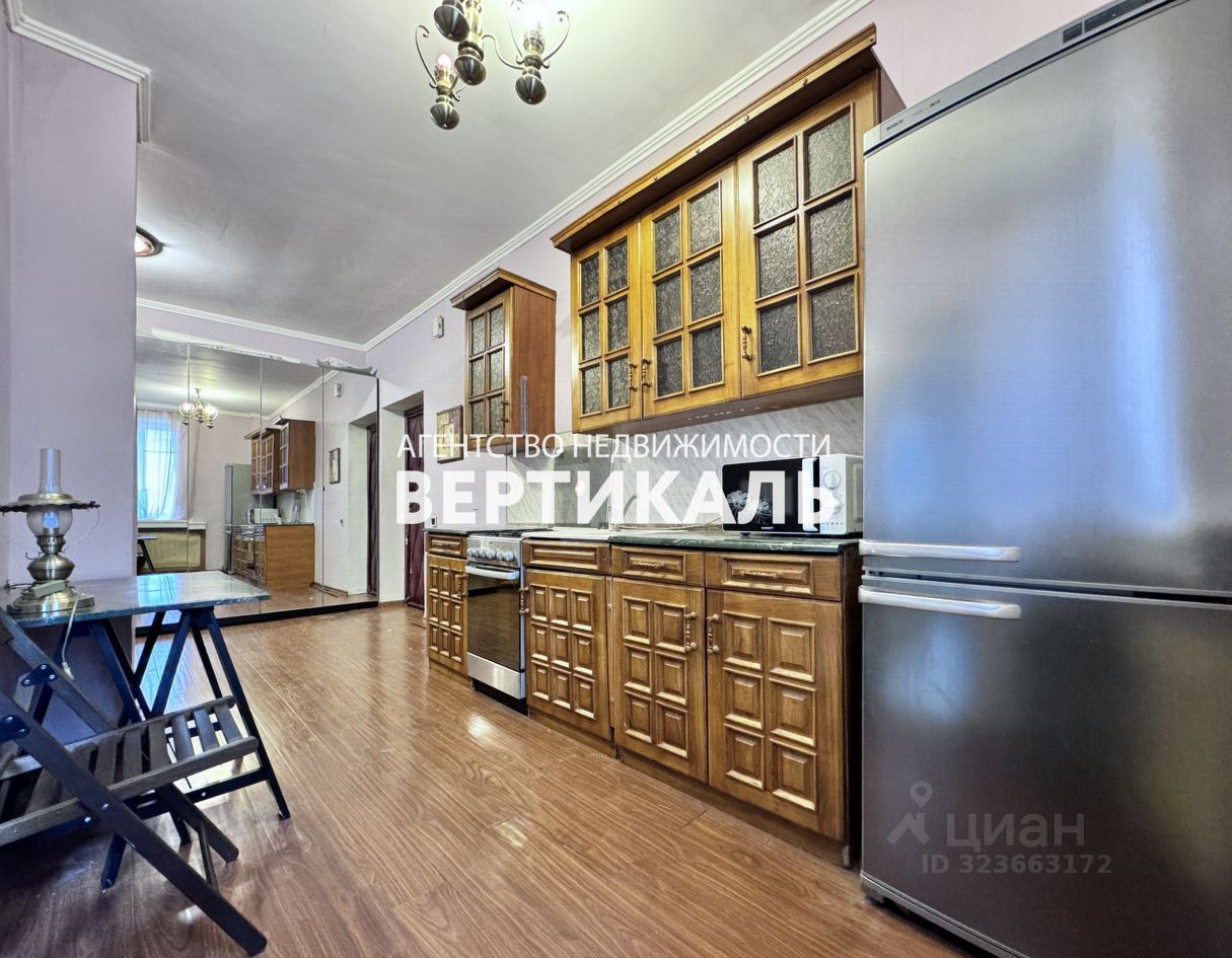 Продажа 2-комн квартиры на вторичном рынке Беговая улица, 32