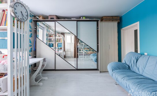 Продажа 2-комн квартиры на вторичном рынке Жерновская 6-я ул,  д. 7