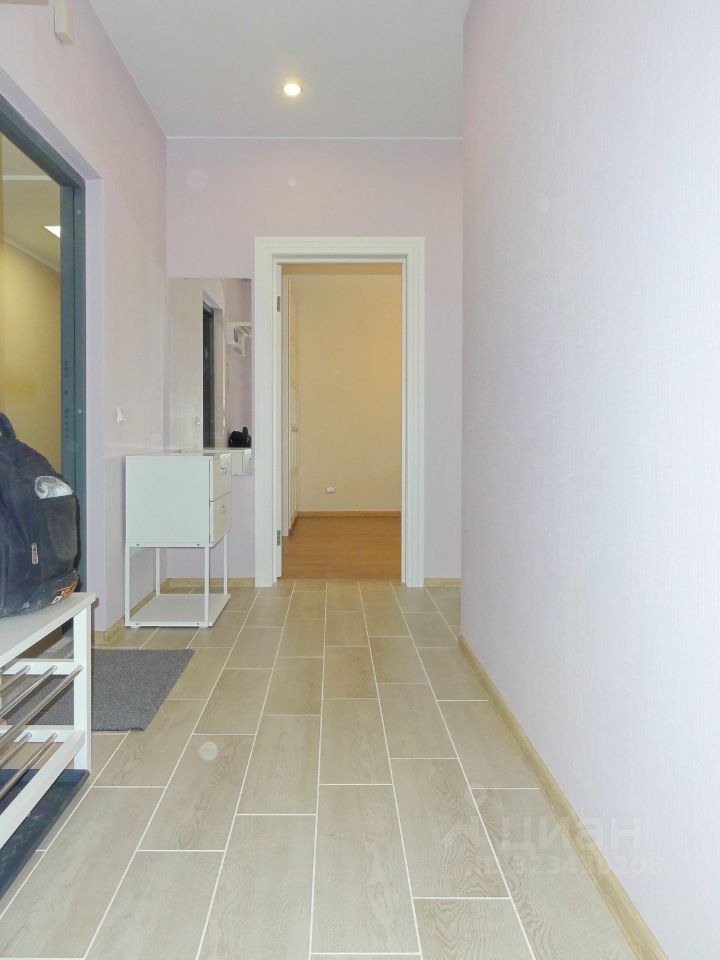 Аренда 2-комн квартиры на вторичном рынке проспект Медиков, 10к1