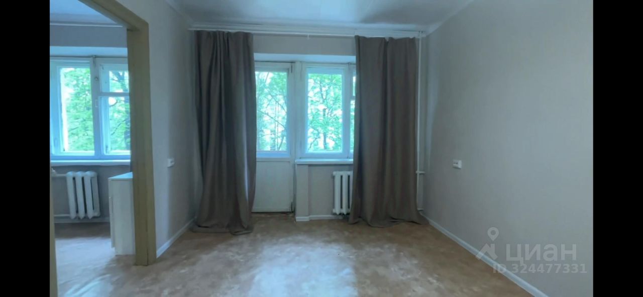 Продажа 2-комн квартиры на вторичном рынке улица Искры, 3