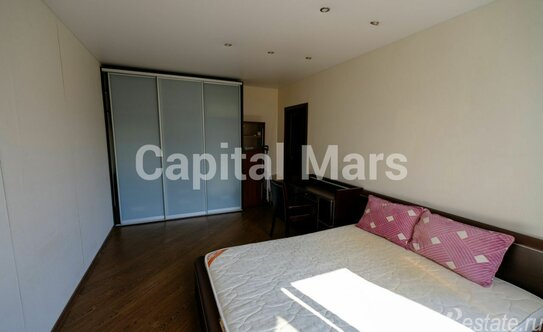 Аренда 2-комн квартиры на вторичном рынке улица Полины Осипенко,  д. 16