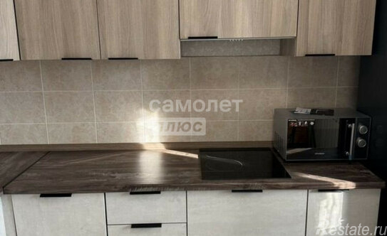 Продажа 1-комн квартиры на вторичном рынке ул Новоорловская,  д. 8,  к. 1