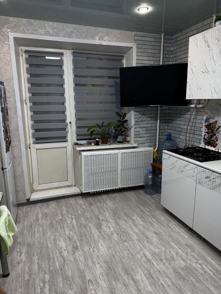 Продажа 2-комн квартиры на вторичном рынке Бронницы, Советская улица, 145