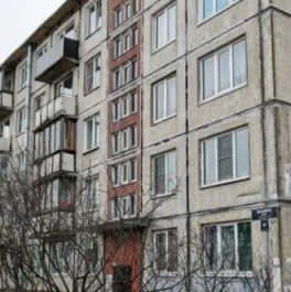 Продажа 1-комн квартиры на вторичном рынке Бассейная ул,  д. 81