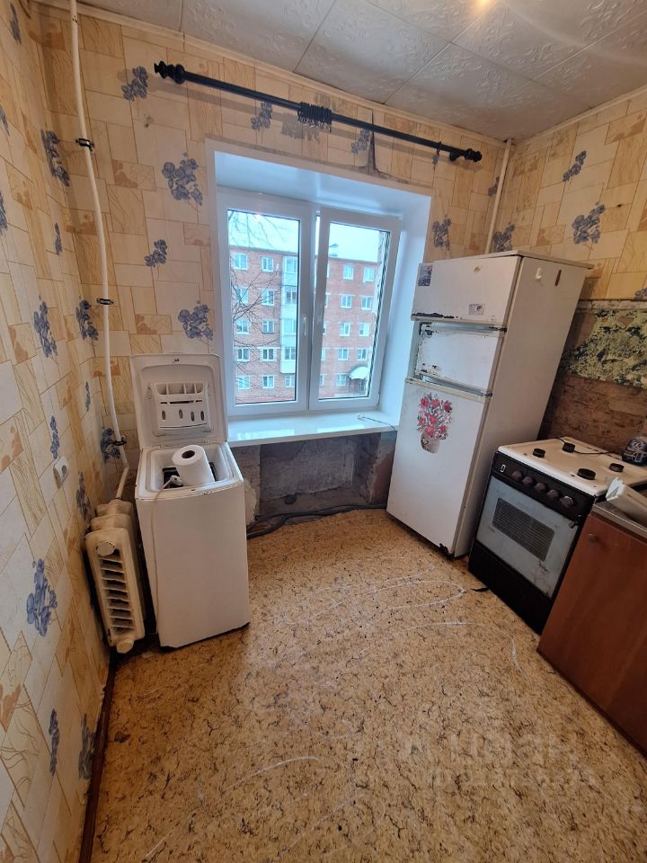 Продажа 2-комн квартиры на вторичном рынке пос. Богатищево, улица Новая, 4