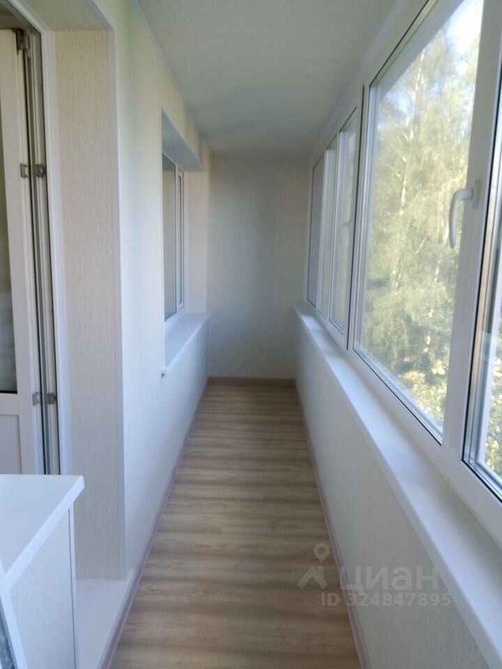 Продажа 2-комн квартиры на вторичном рынке Серпухов, Октябрьская улица, 32