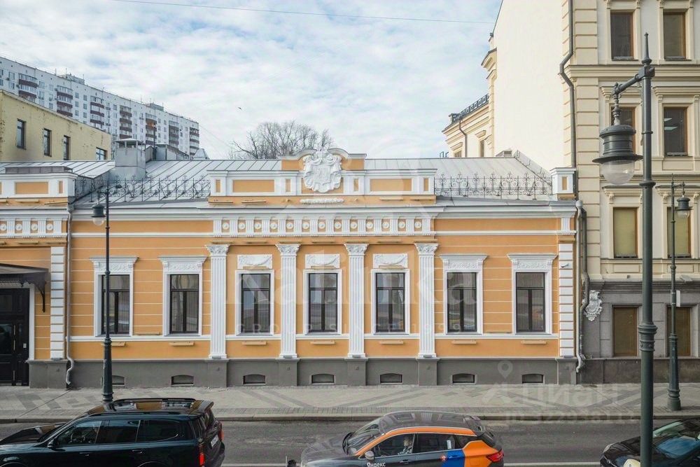 Продажа 3-комн квартиры на вторичном рынке улица Пречистенка, 33/19С2