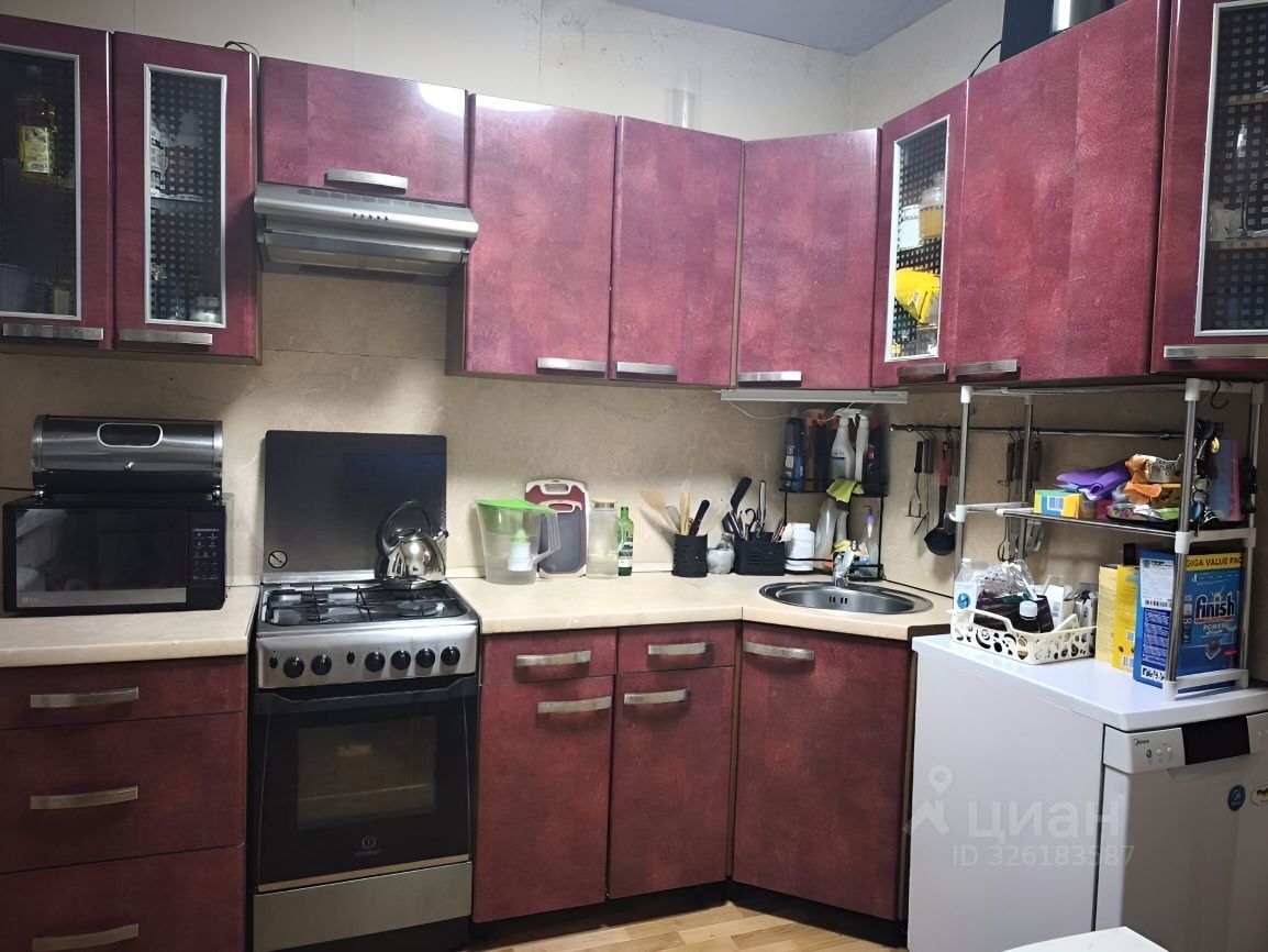 Продажа 2-комн квартиры на вторичном рынке Королев, улица Горького,  д. 6в