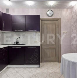 Продажа 2-комн квартиры на вторичном рынке улица Адмирала Трибуца,  д. 7