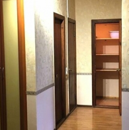 Продажа 2-комн квартиры на вторичном рынке Новосущёвская улица,  д. 21