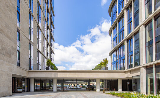 Продажа 2-комн квартиры на вторичном рынке улица Братьев Фонченко,  д. 1 к8