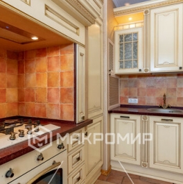 Продажа 4-комн квартиры на вторичном рынке Владимирский пр-кт,  д. 13/9