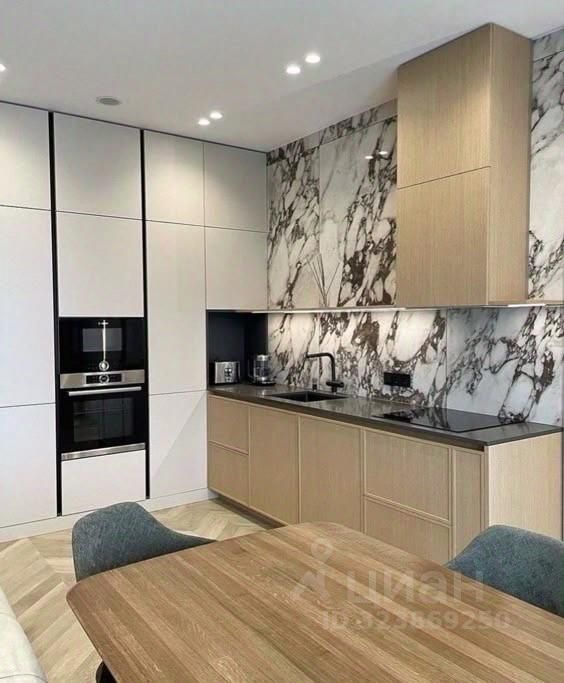 Продажа 2-комн квартиры на вторичном рынке улица Василисы Кожиной, 13