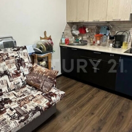 Продажа 1-комн квартиры на вторичном рынке Ветеранов пр-кт,  д. 173 к7 с1
