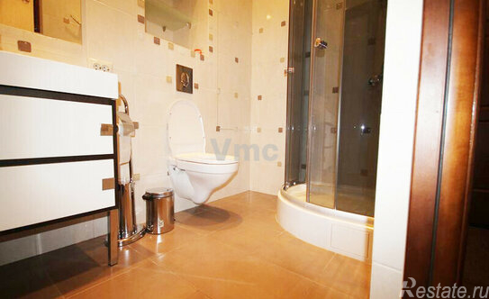 Продажа 4-комн квартиры на вторичном рынке Ломоносовский пр-кт,  д. 41 к1