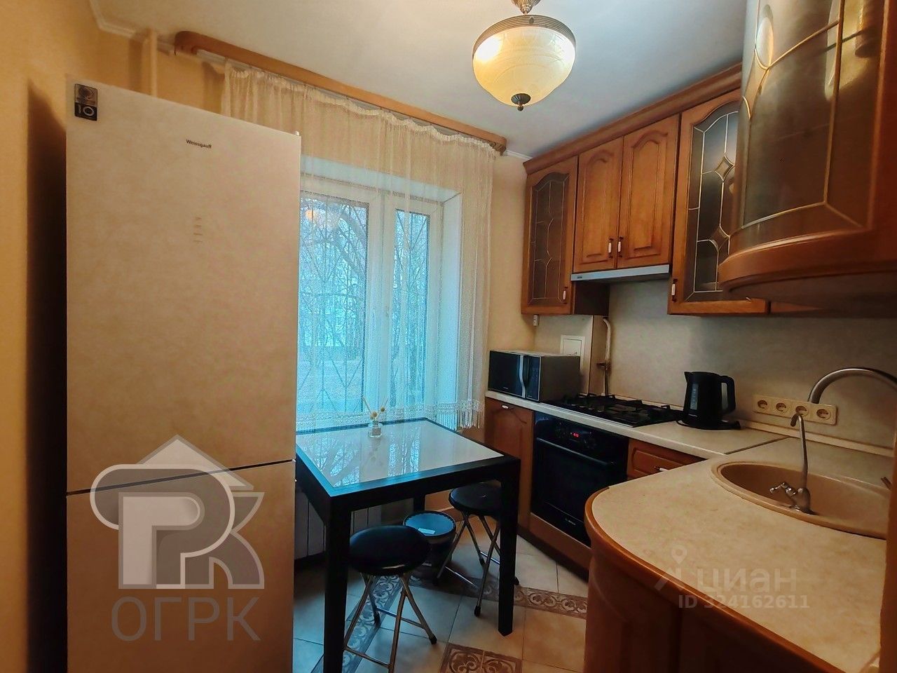 Аренда 2-комн квартиры на вторичном рынке Днепропетровская улица, 3К4